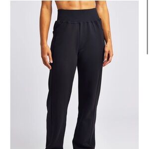 Black High-Waisted Unicorn Oiselle sweatpants